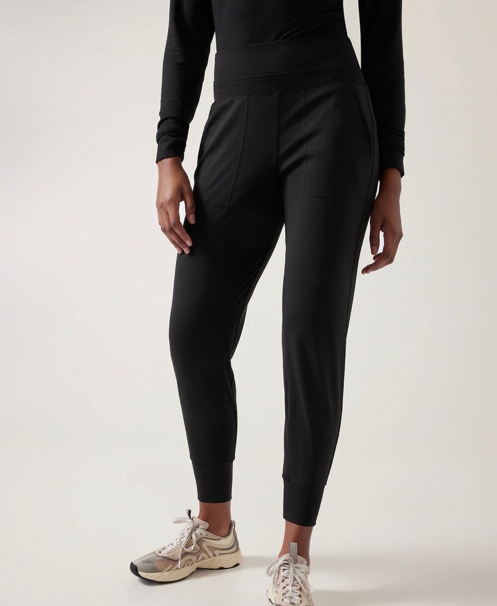 ATHLETA Venice High Rise Jogger Sweatpants Black Medium M